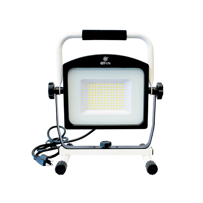 7000 Lumen LED Work Light with USB, 68-Watt