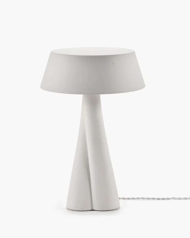 marble table lamps with a luxurious veined pattern for high end decorTable lamp beige Paulina 04 Terres de rêves